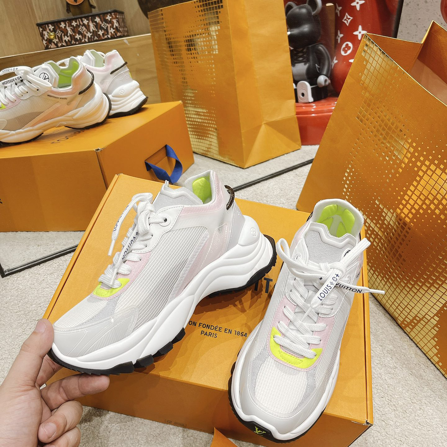 Louis Vuitton Run 55 Sneaker In Grey - EUR FASHION