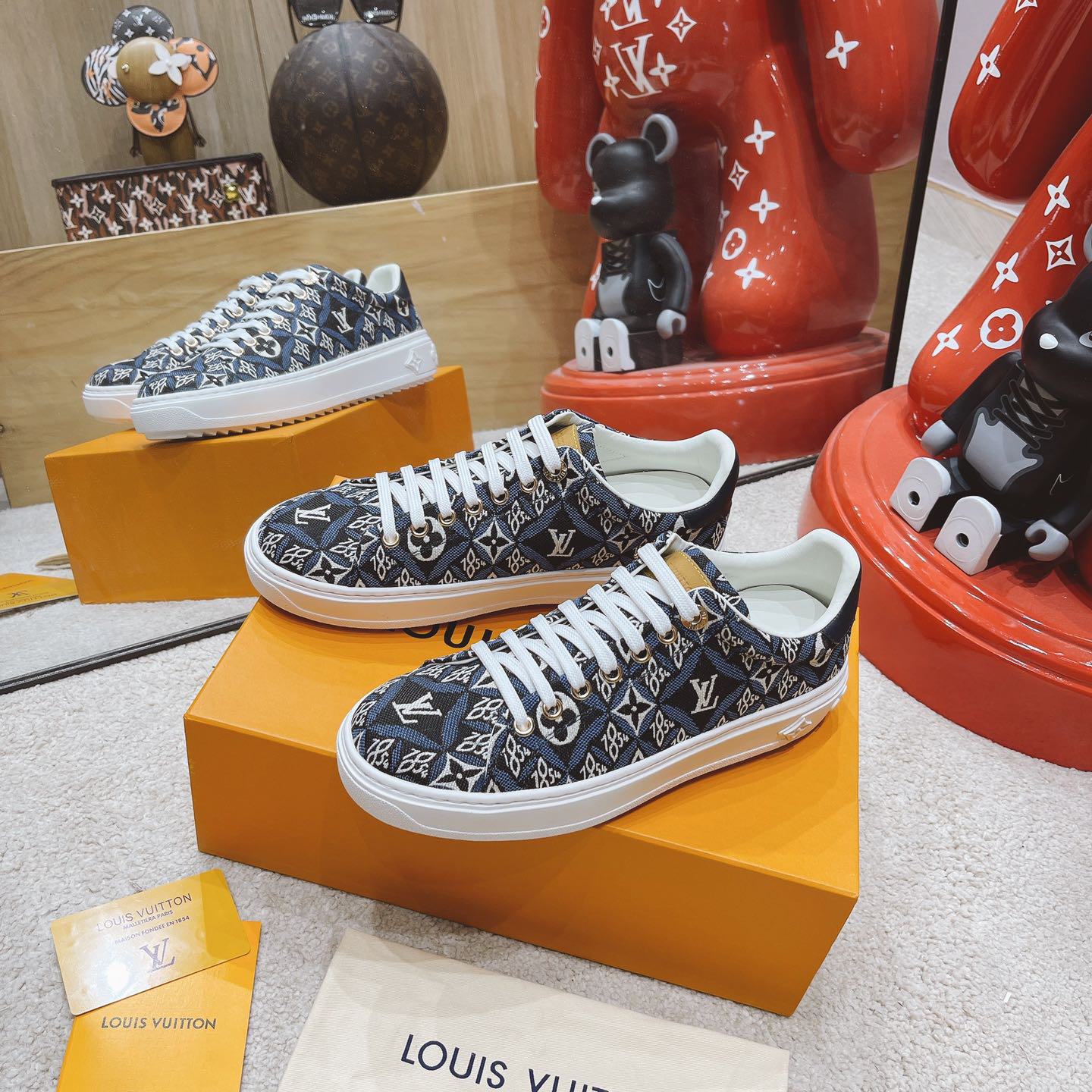 Louis Vuitton Crafty Stellar Sneaker - EUR FASHION