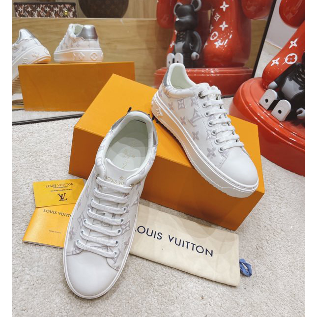 Louis Vuitton Monogram Sneaker - EUR FASHION