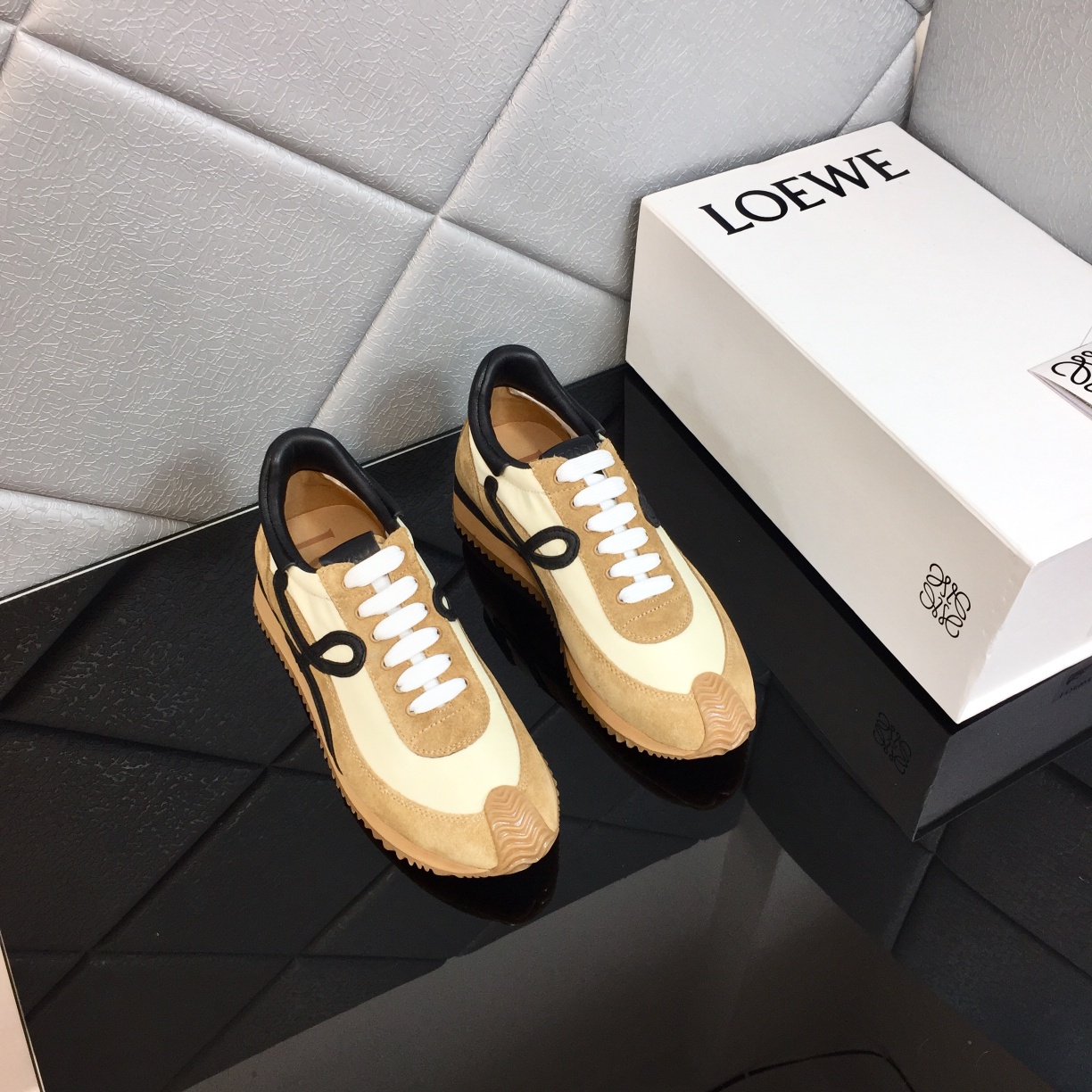 Loewe Flow Runner In Calfskin - EUR FASHION