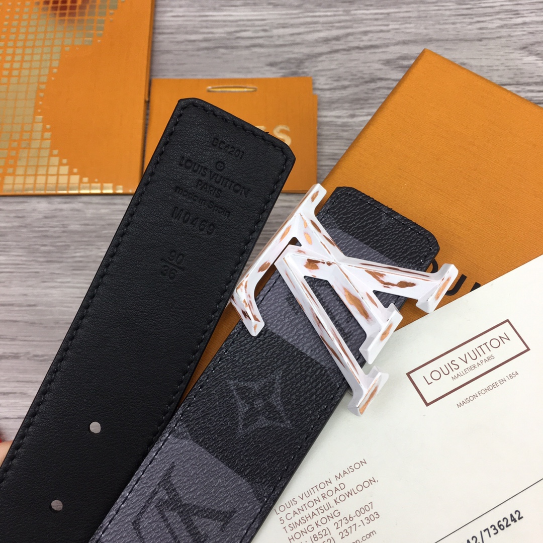 Louis Vuitton Squared LV 40mm Belt - EUR FASHION