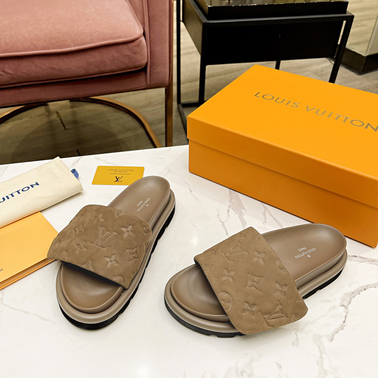 Louis Vuitton Pool Pillow Comfort Mules - EUR FASHION