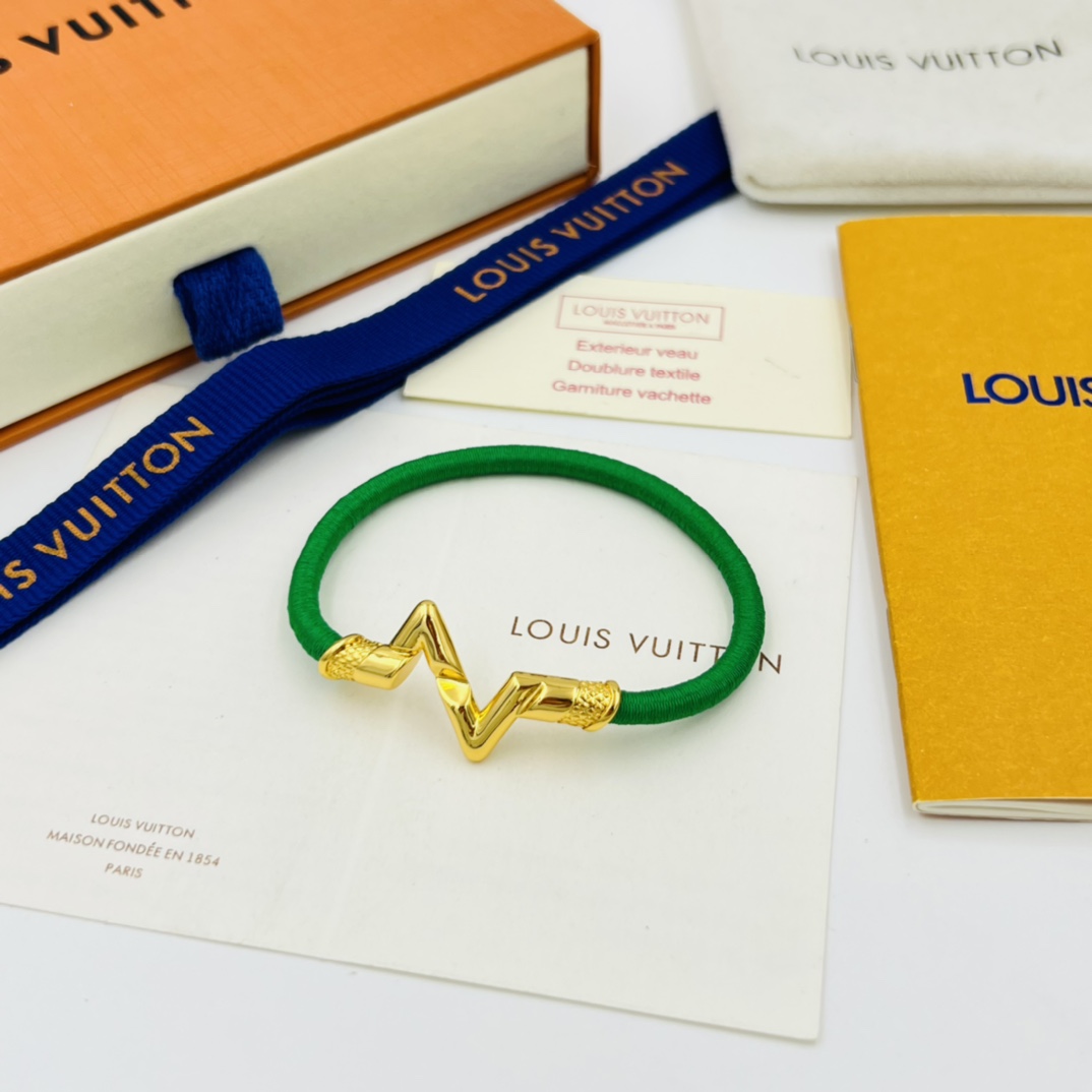 Louis Vuitton LV Volt Play 18K Bracelet - EUR FASHION