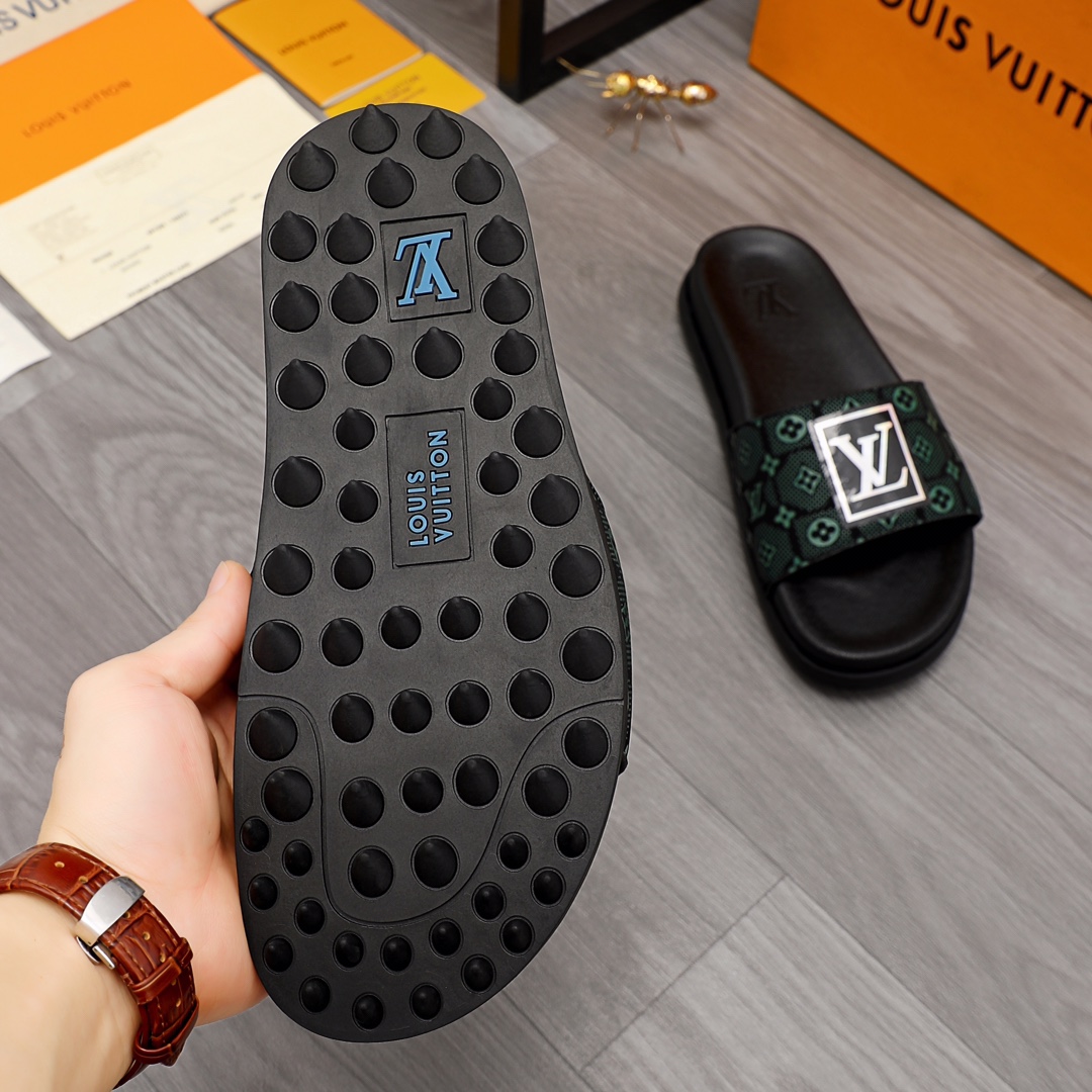 Louis Vuitton Monogram Slippers - EUR FASHION