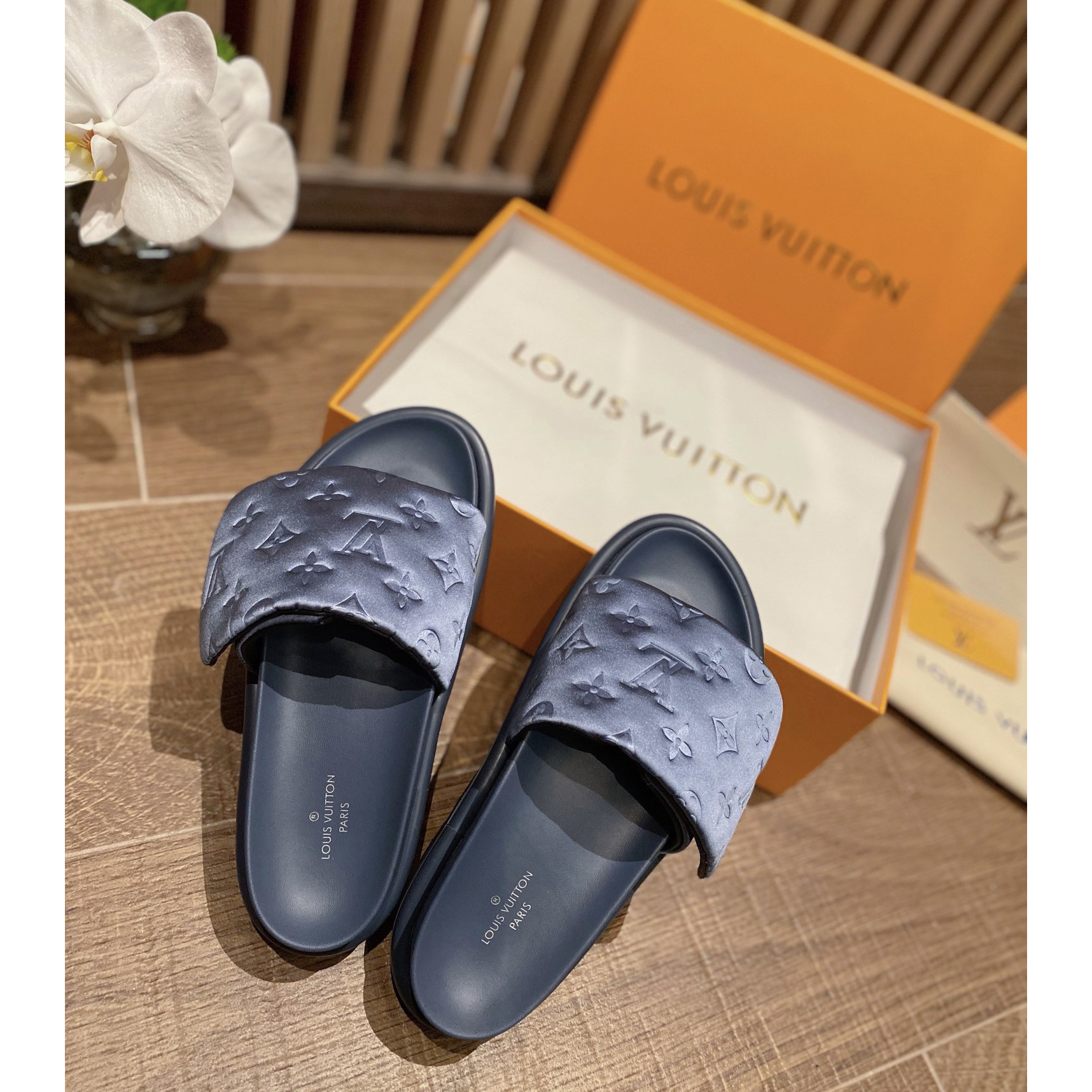 Louis Vuitton Pool Pillow Comfort Mules - EUR FASHION