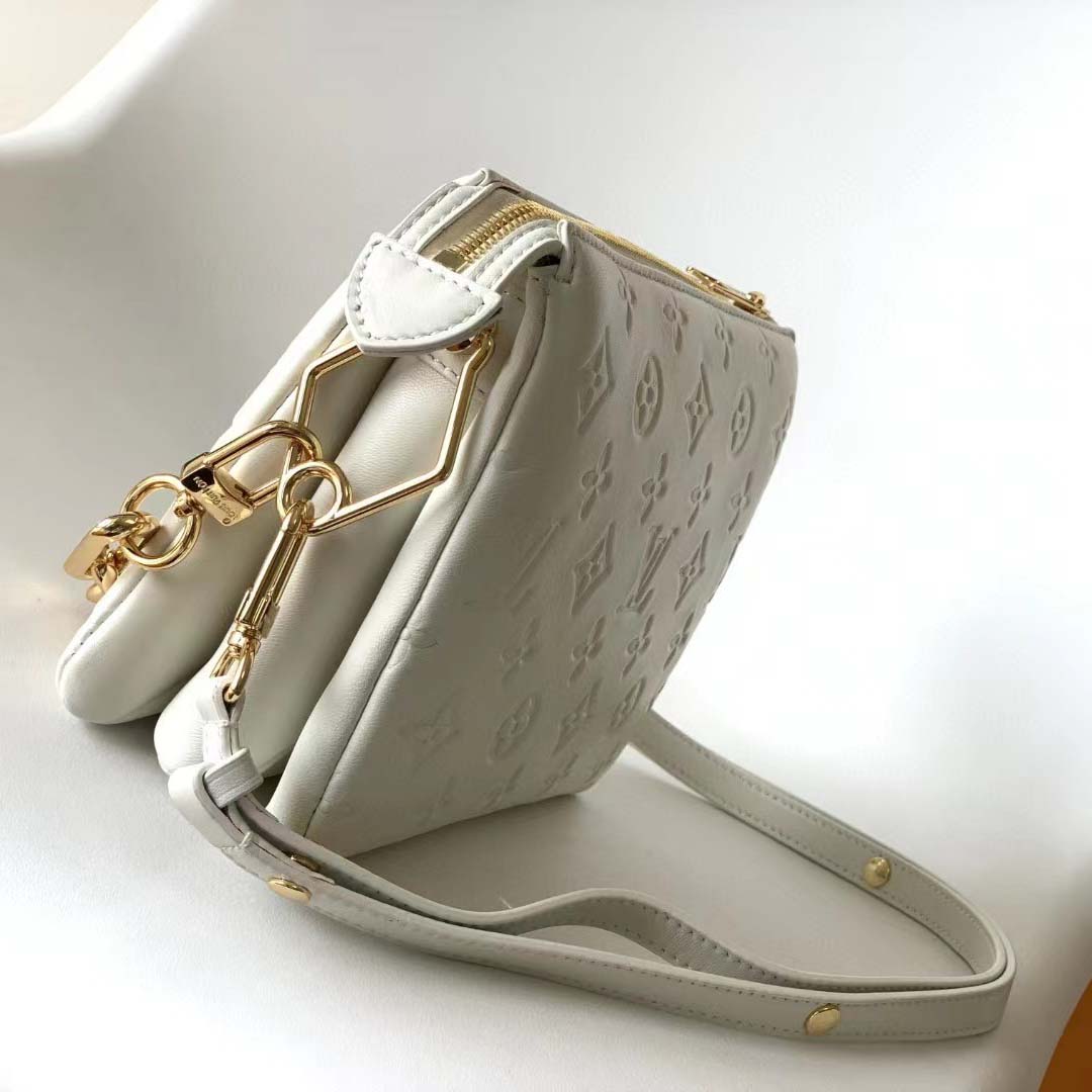 Louis Vuitton Coussin BB Handbag(21-16-7cm)  M20770 - EUR FASHION