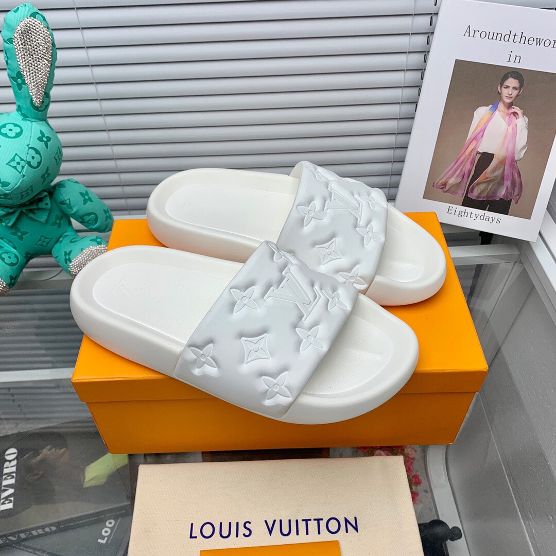 Louis Vuitton Waterfront Mule  1A9FK7 - EUR FASHION