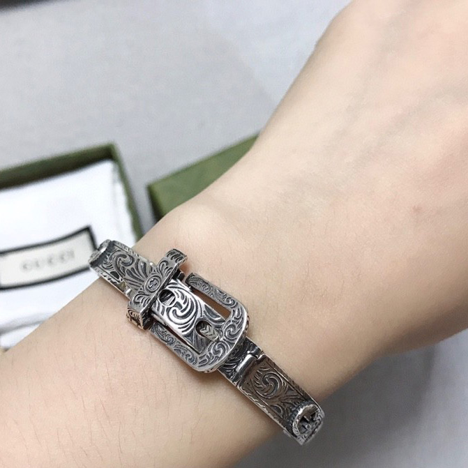 Gucci Silver Bracelet With Interlocking G - EUR FASHION