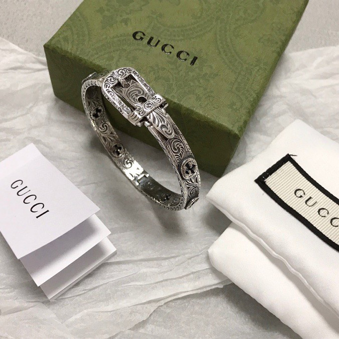 Gucci Silver Bracelet With Interlocking G - EUR FASHION