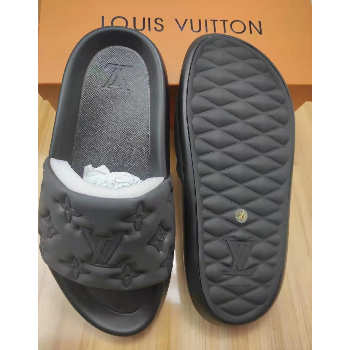 Louis Vuitton Waterfront Mule  1A9FKO - EUR FASHION