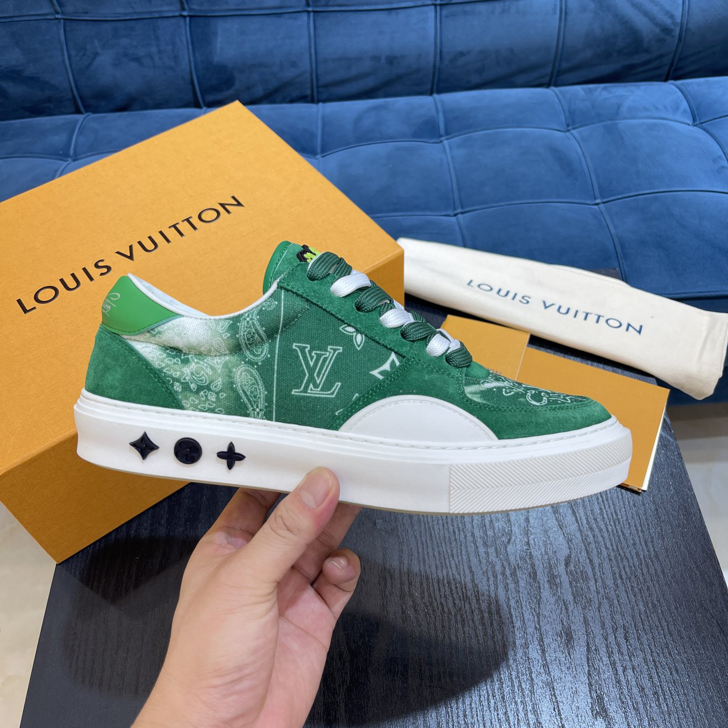 Louis Vuitton LV Ollie Sneaker      - EUR FASHION