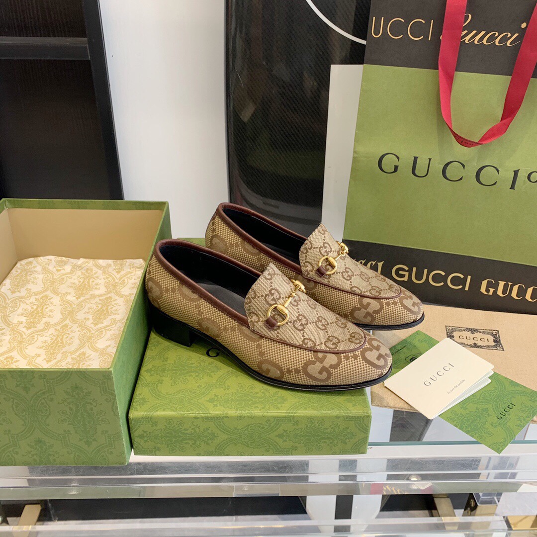 Gucci Women's Maxi GG Gucci Jordaan Loafer - EUR FASHION