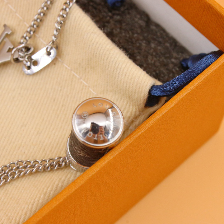 Louis Vuitton Monogram Eclipse Charms Necklace    M63641 - EUR FASHION