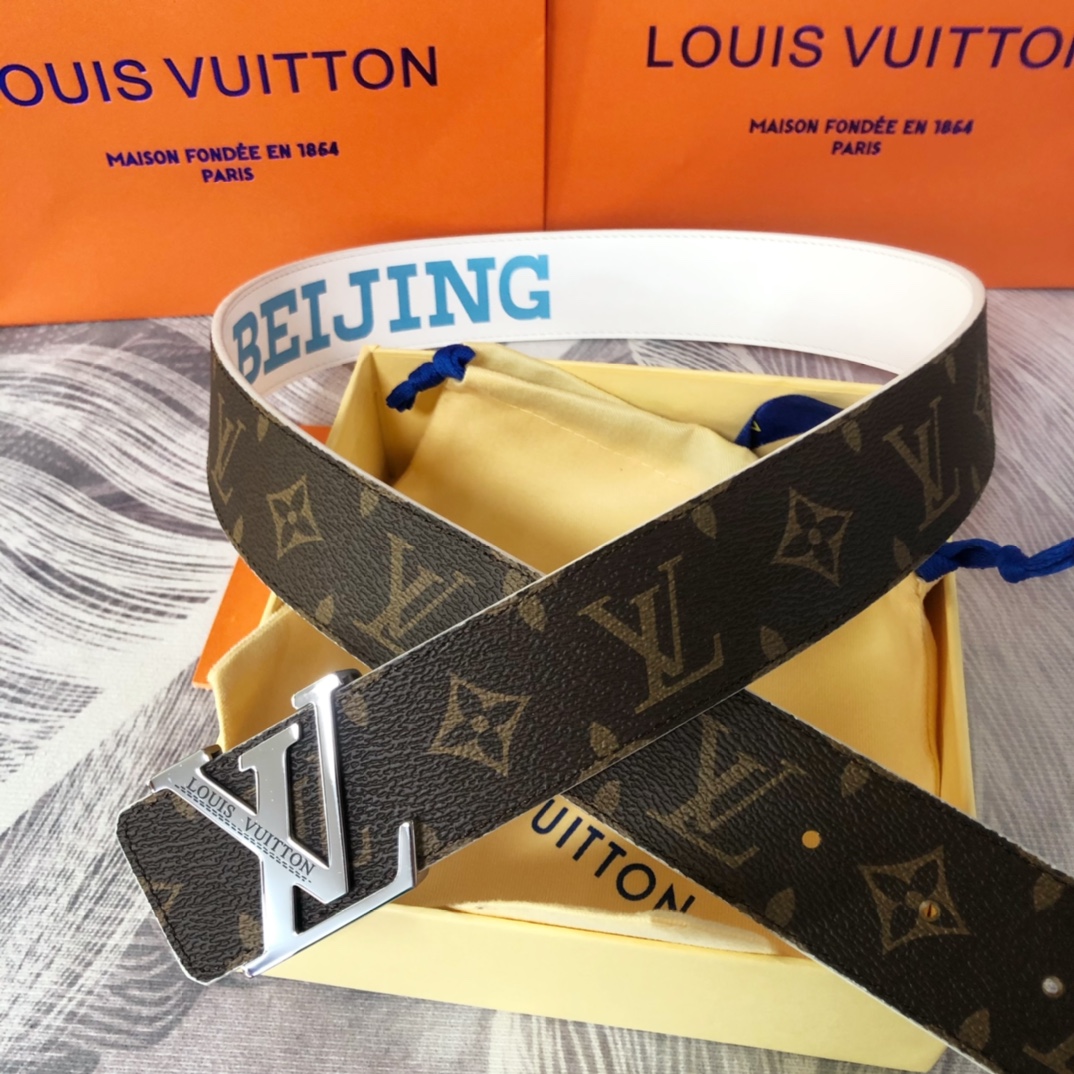 Louis Vuitton LV Pyramide Cities Exclusive 40MM Reversible Belt—Beijing - EUR FASHION