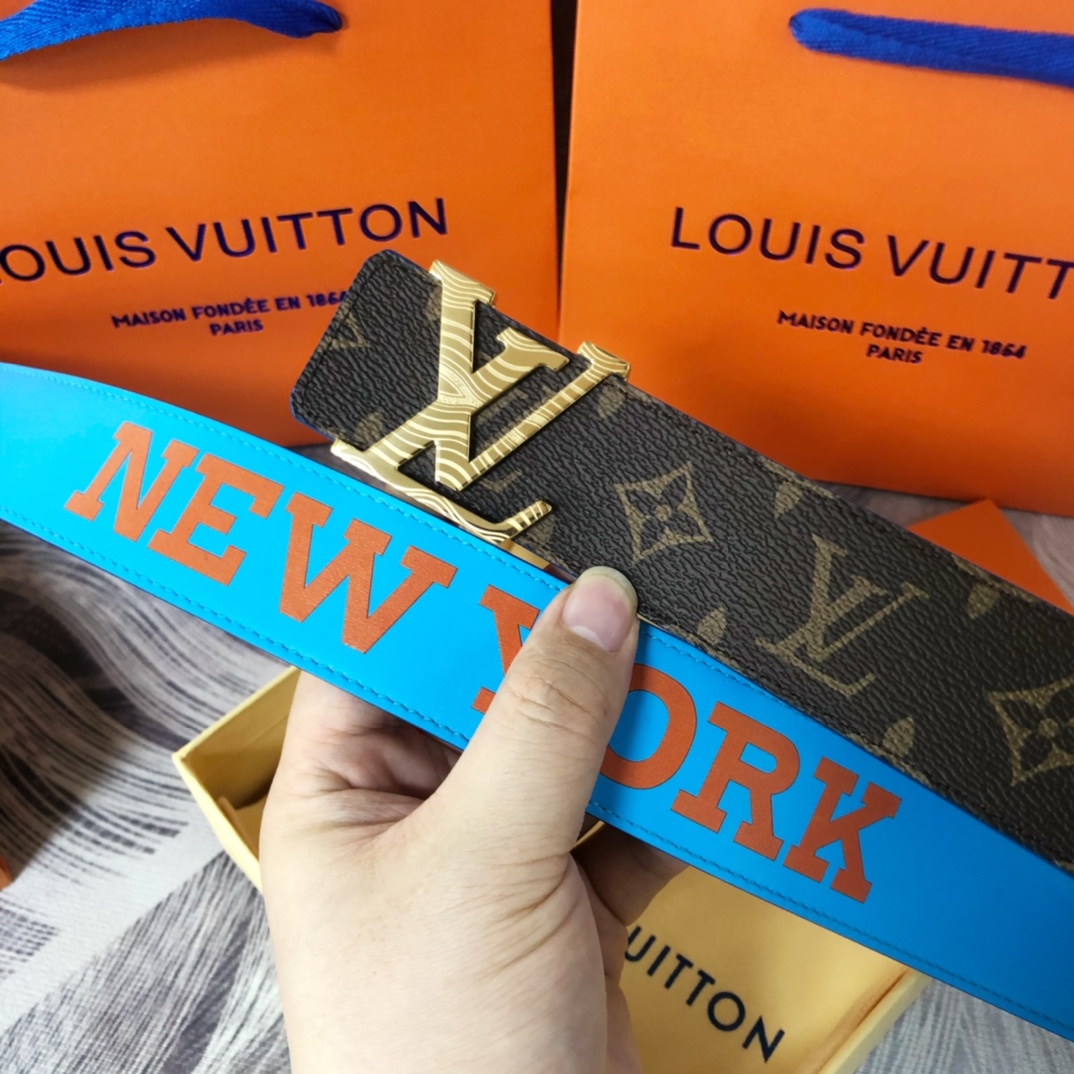 Louis Vuitton LV Pyramide Cities Exclusive 40MM Reversible Belt—New York - EUR FASHION