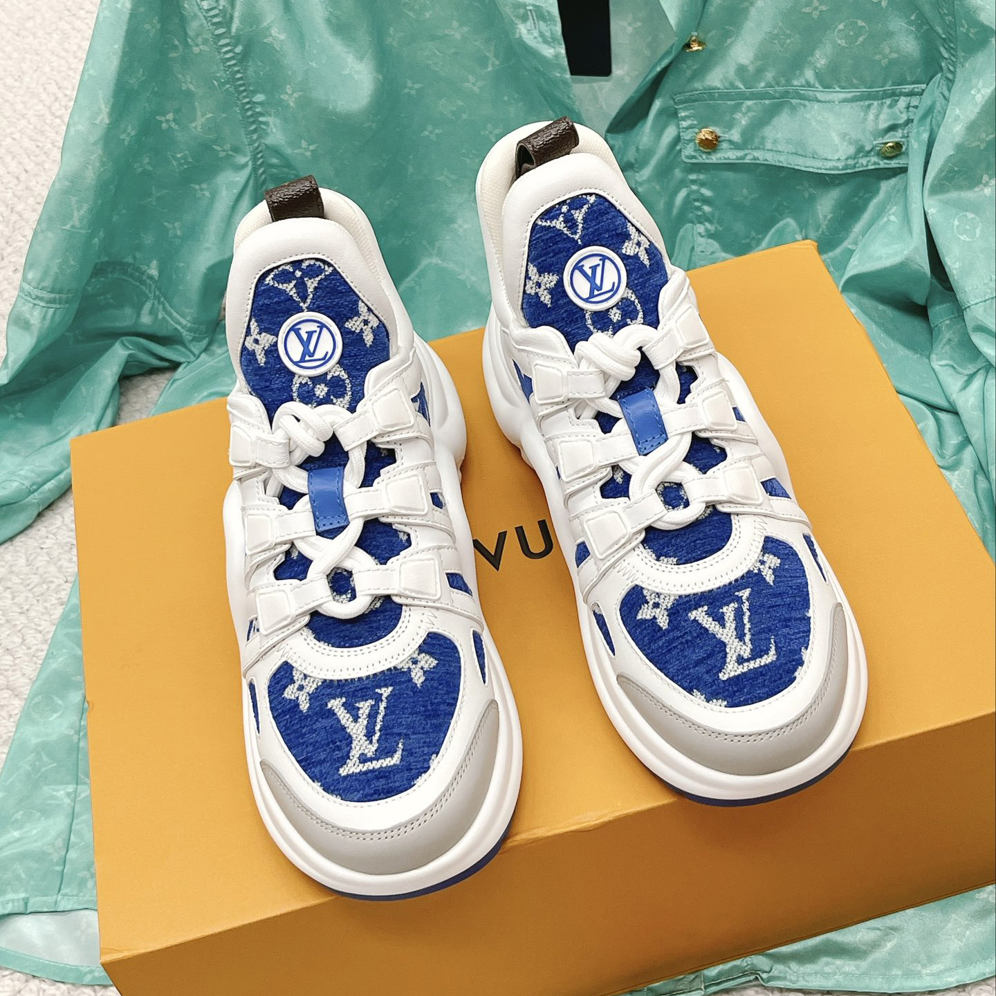 Louis Vuitton LV Archlight Sneaker     1AACTY - EUR FASHION