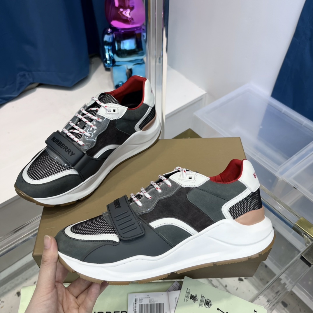 Burberry Cotton Sneakers - EUR FASHION