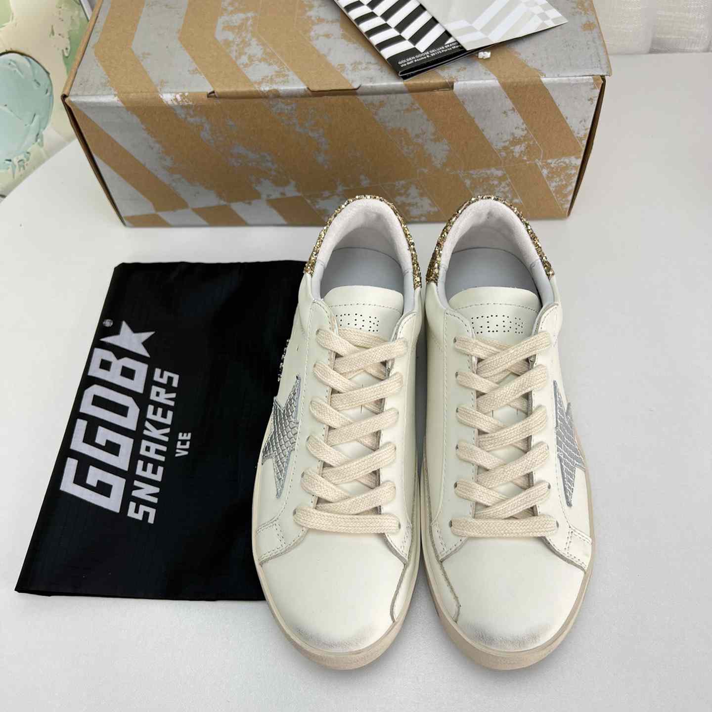 Golden Goose Super-Star Sneakers - EUR FASHION