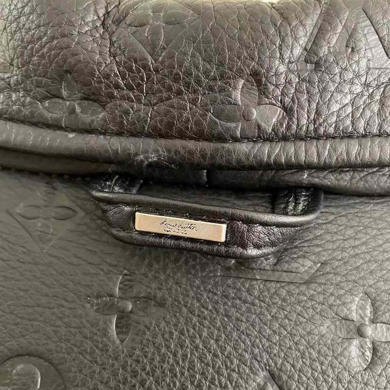 Louis Vuitton Monogram Embossed Utility Jacket    1A5ZTJ - EUR FASHION