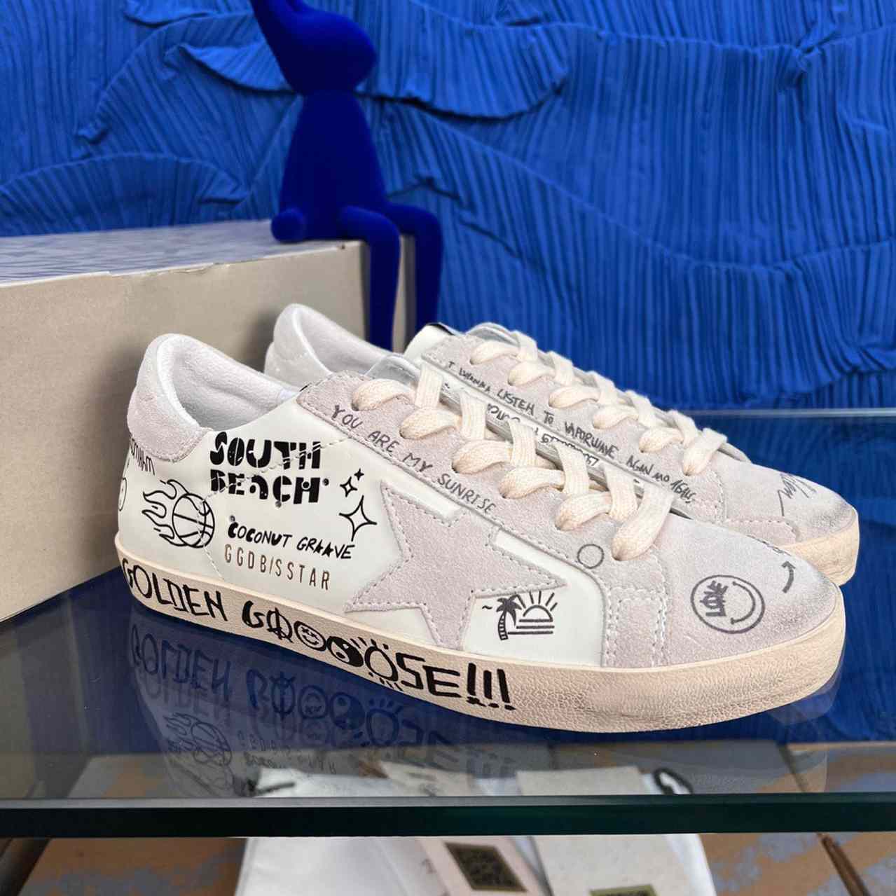 Golden Goose Super-Star Low-Up Sneakers - EUR FASHION