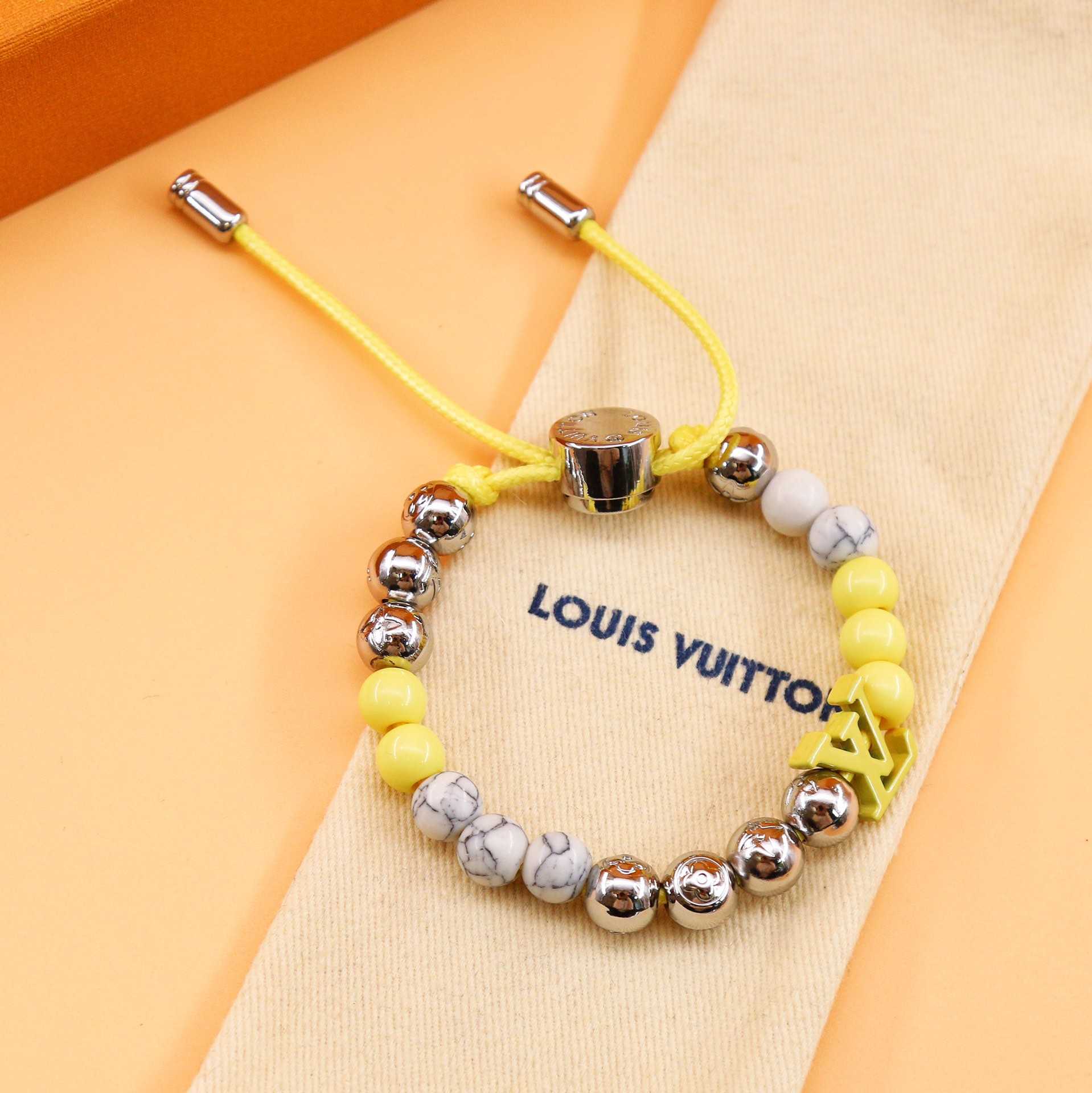 Louis Vuitton Monogram Beads Bracelet   M00510 - EUR FASHION