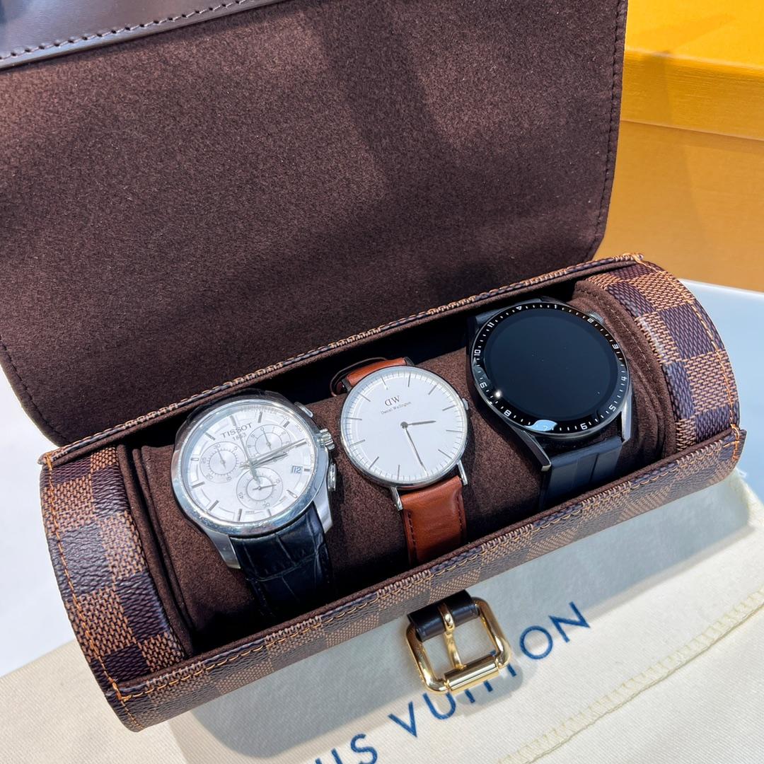 Louis Vuitton  3 Watch Case    - EUR FASHION