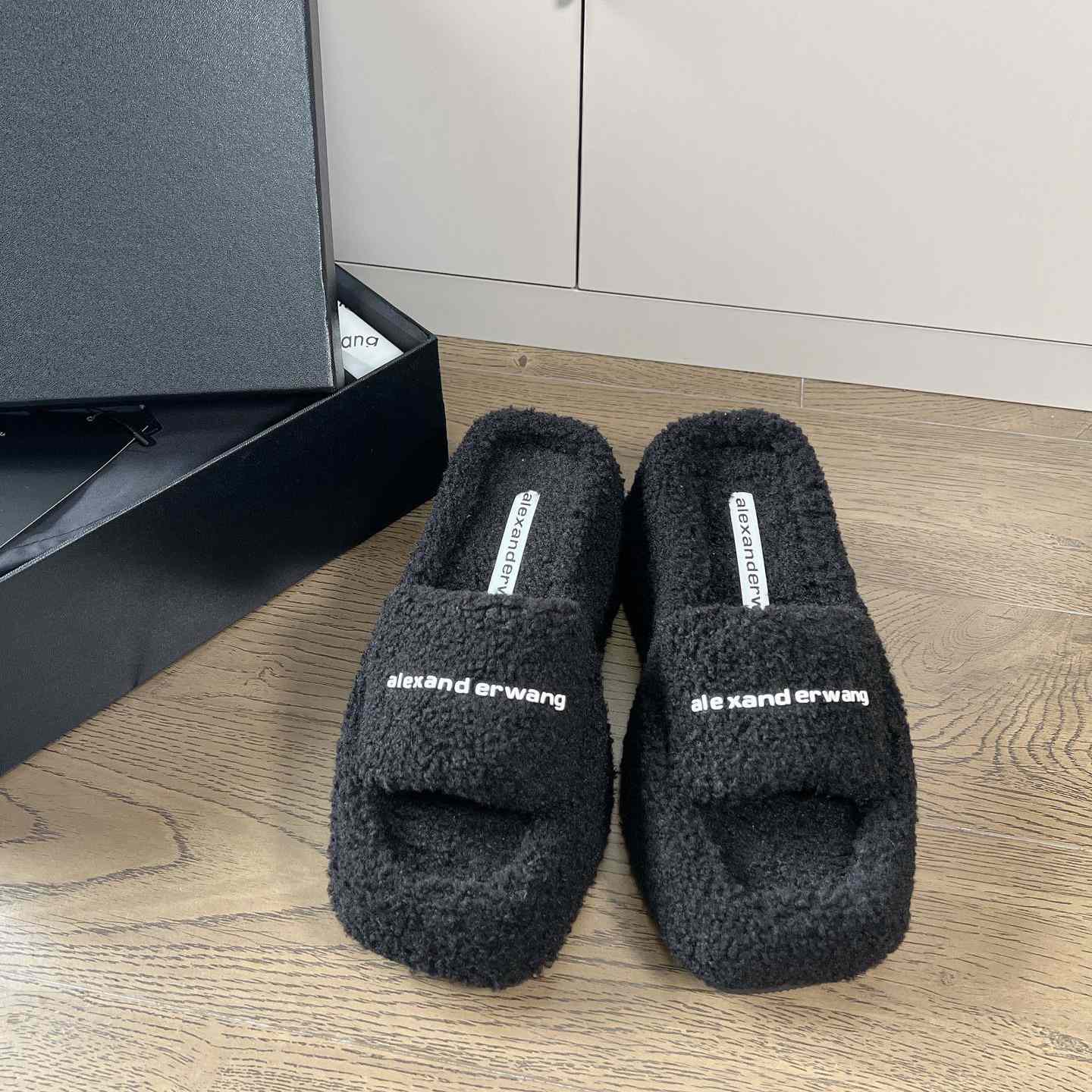 Alexander Wang Slide - EUR FASHION