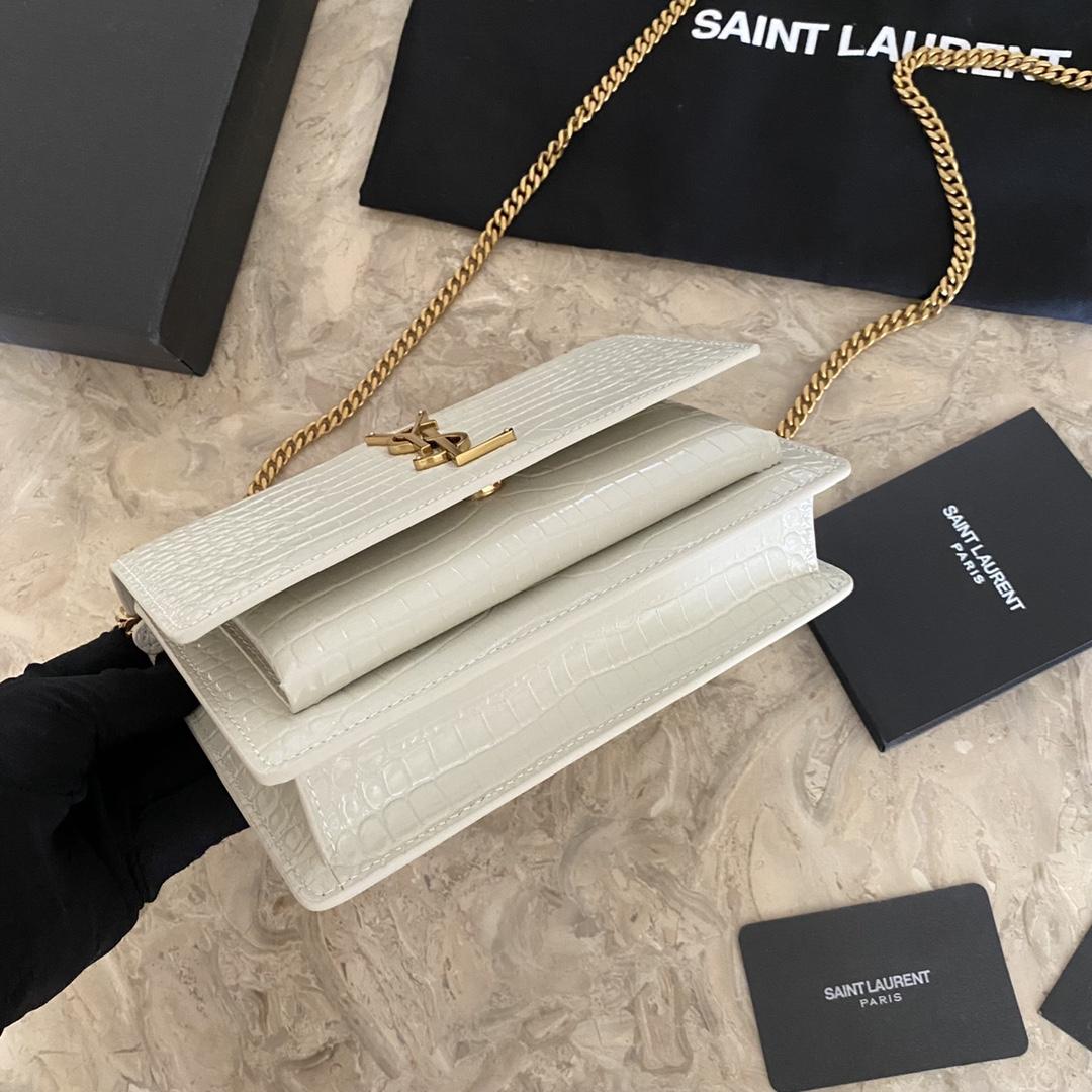 Saint Laurent Sunset Chain Wallet In Crocodile-Embossed Shiny Leather - EUR FASHION