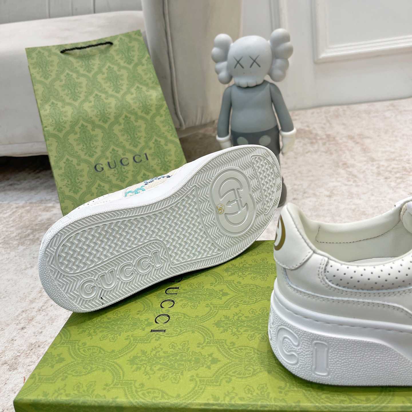 Gucci Chunky B Sneaker - EUR FASHION