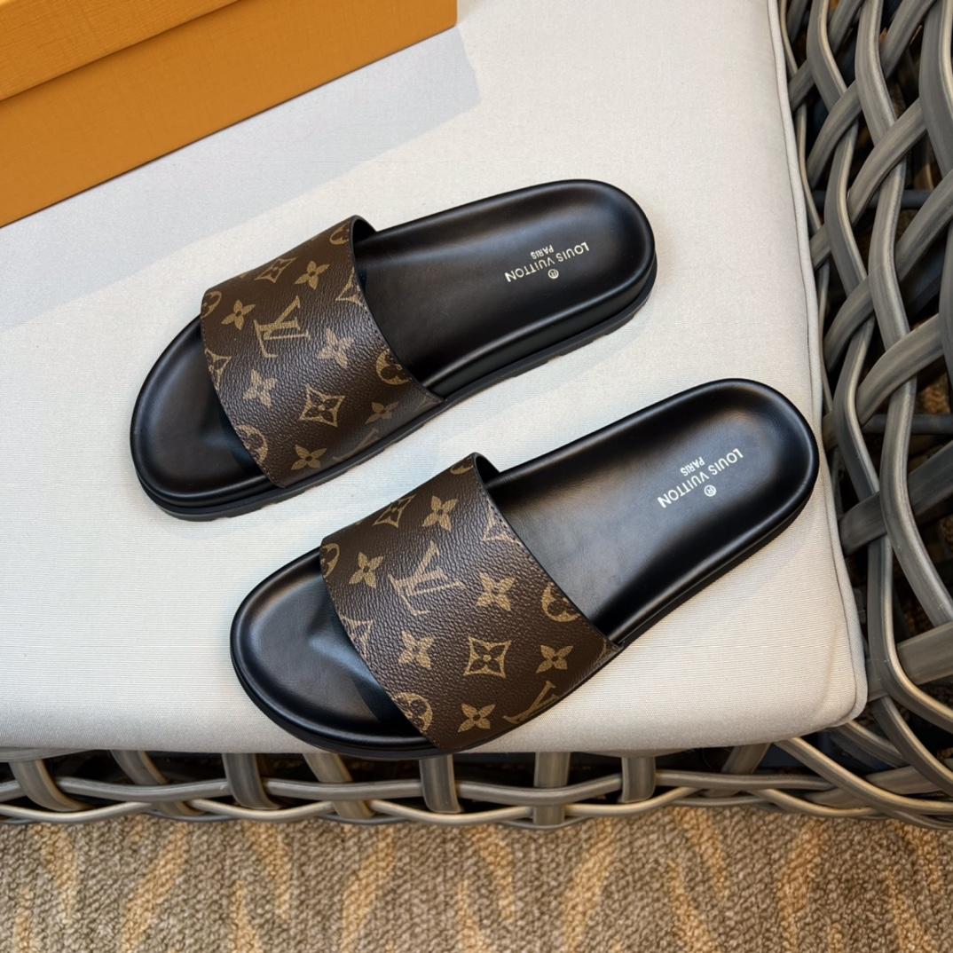 Louis Vuitton Monogram Sandals - EUR FASHION