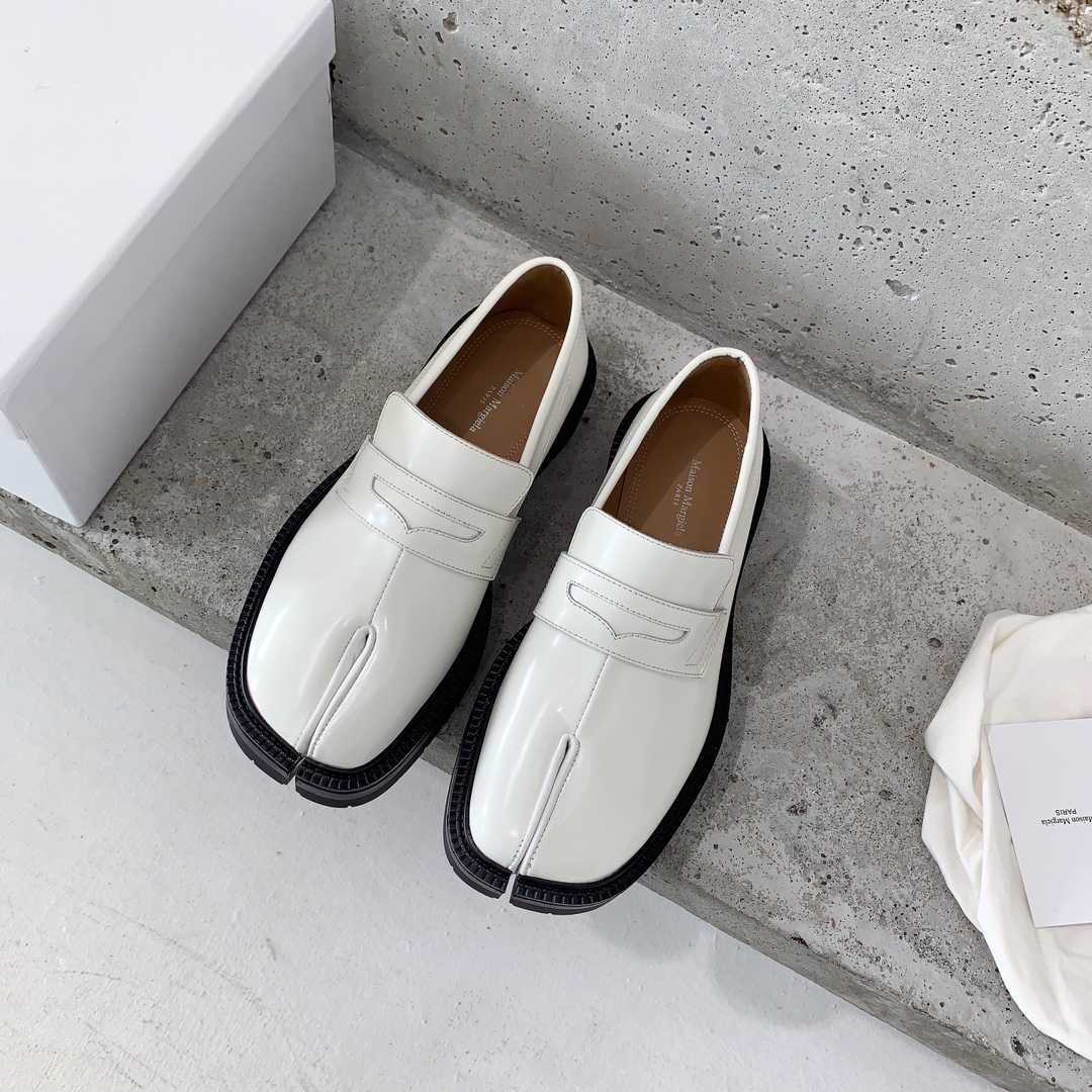 Maison Margiela Tabi Loafers - EUR FASHION