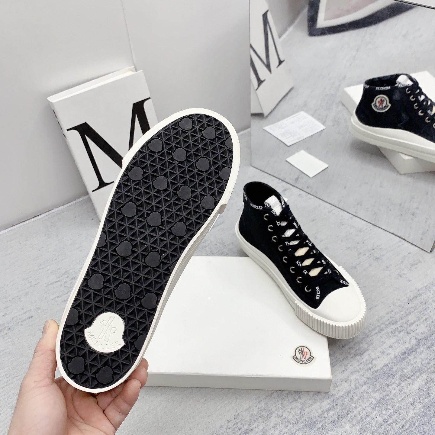 Moncler Black Lissex Sneakers - EUR FASHION