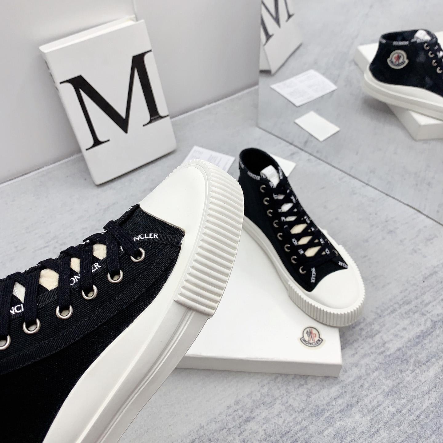 Moncler Black Lissex Sneakers - EUR FASHION