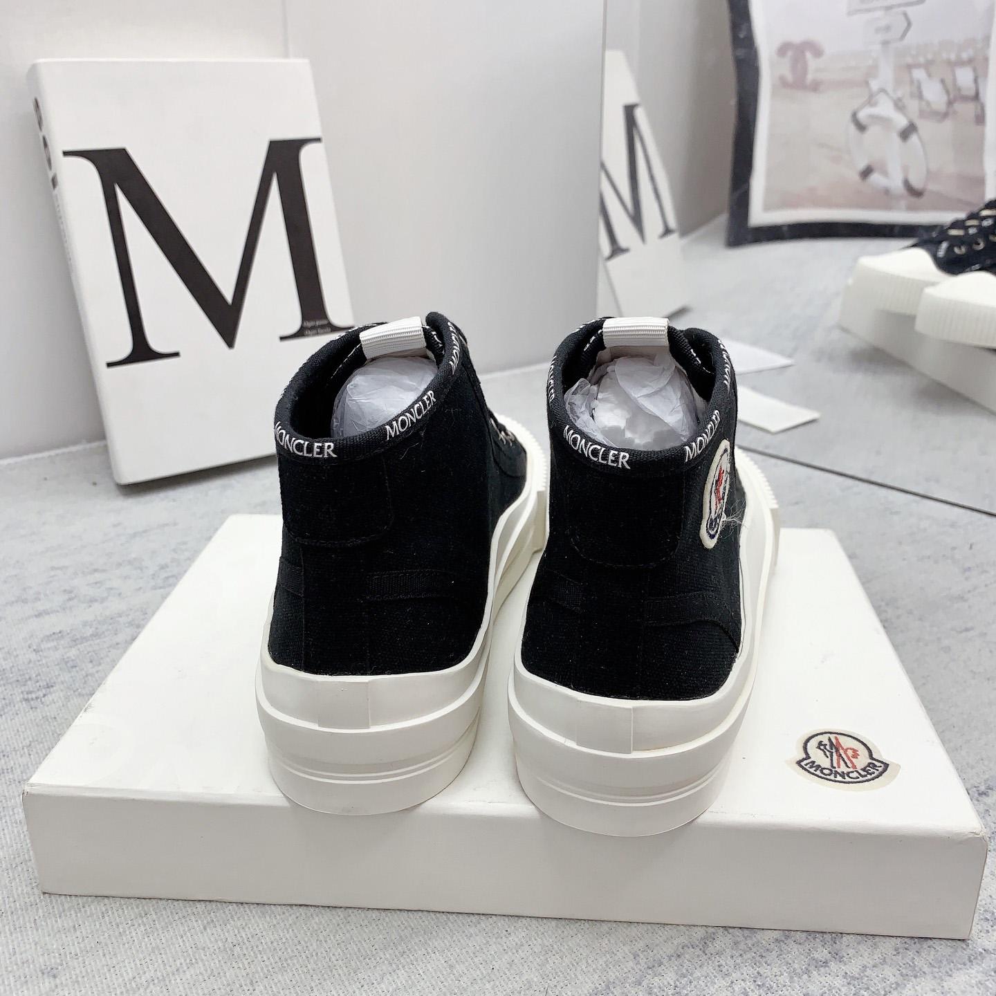 Moncler Black Lissex Sneakers - EUR FASHION