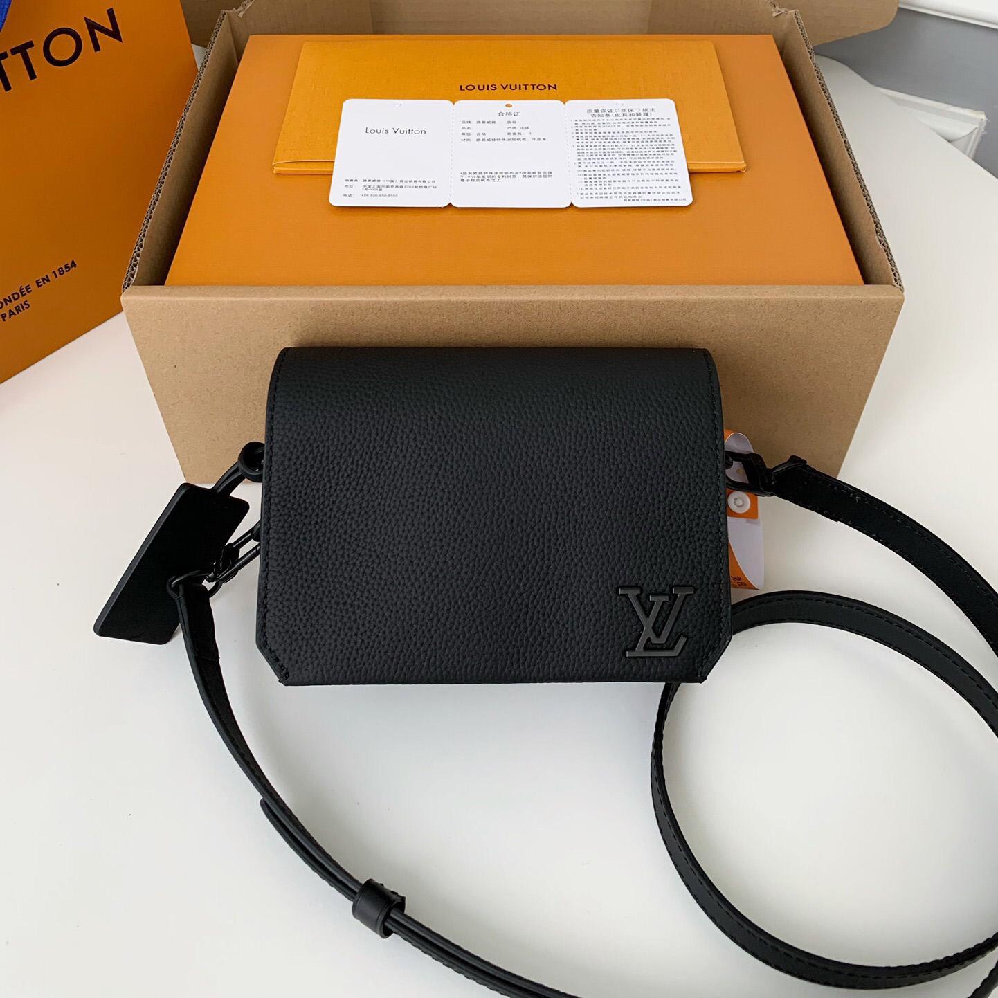 Louis Vuitton Fastline Wearable Wallet   M82085 - EUR FASHION