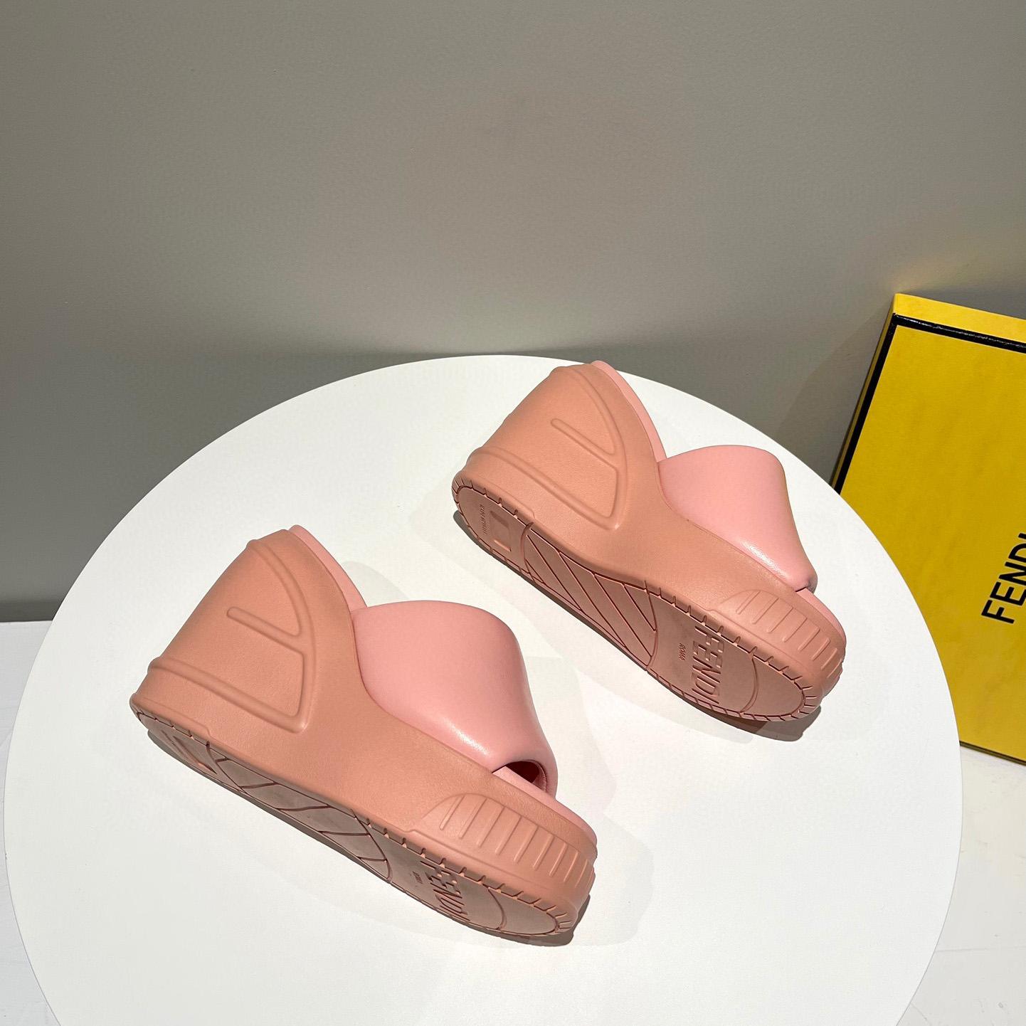 Fendi Fashion Show Pink Nappa Leather Slides - EUR FASHION