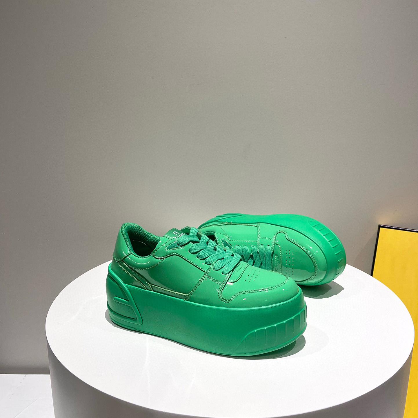 Fendi Fashion Show Green Leather Low-Tops Sneaker  - EUR FASHION