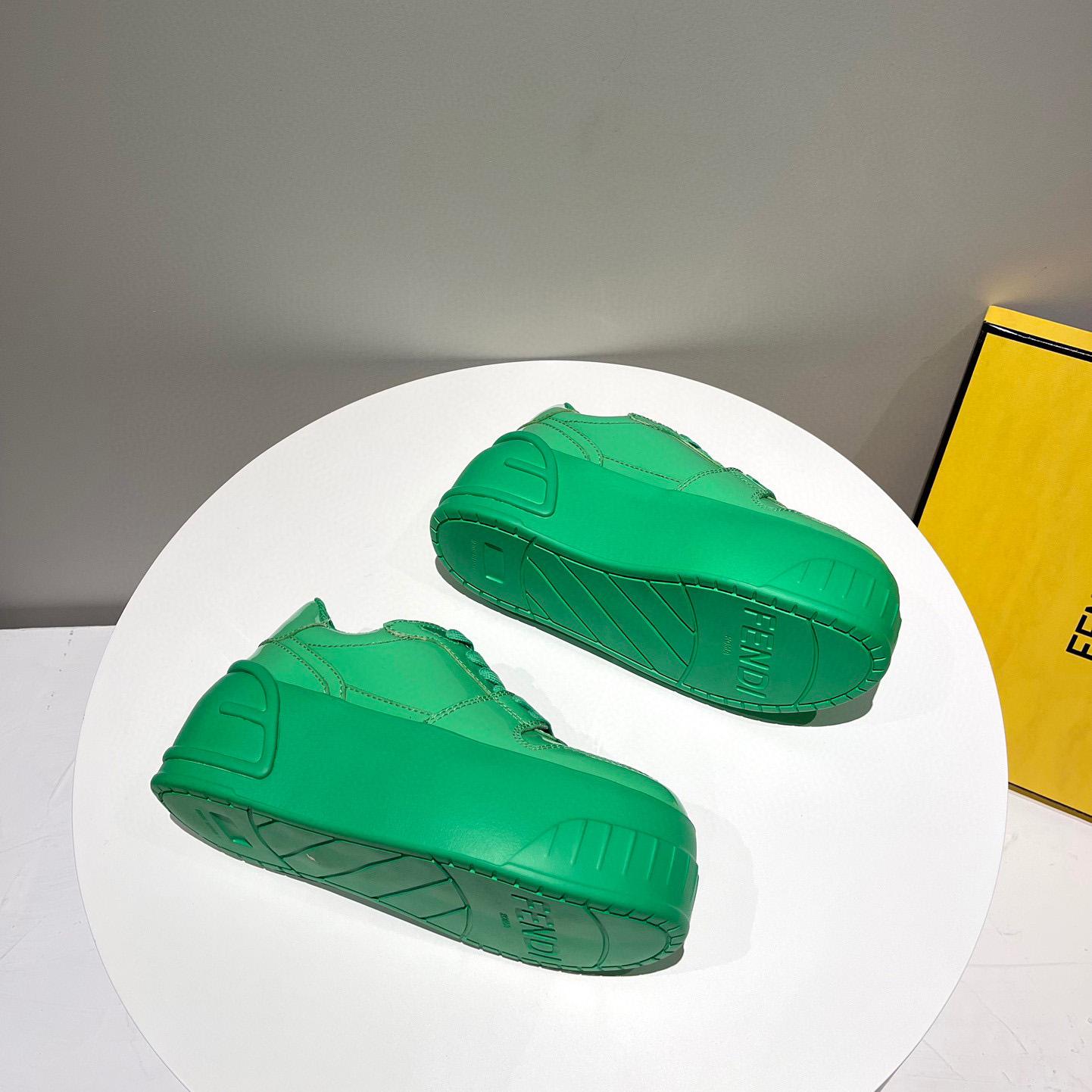 Fendi Fashion Show Green Leather Low-Tops Sneaker  - EUR FASHION