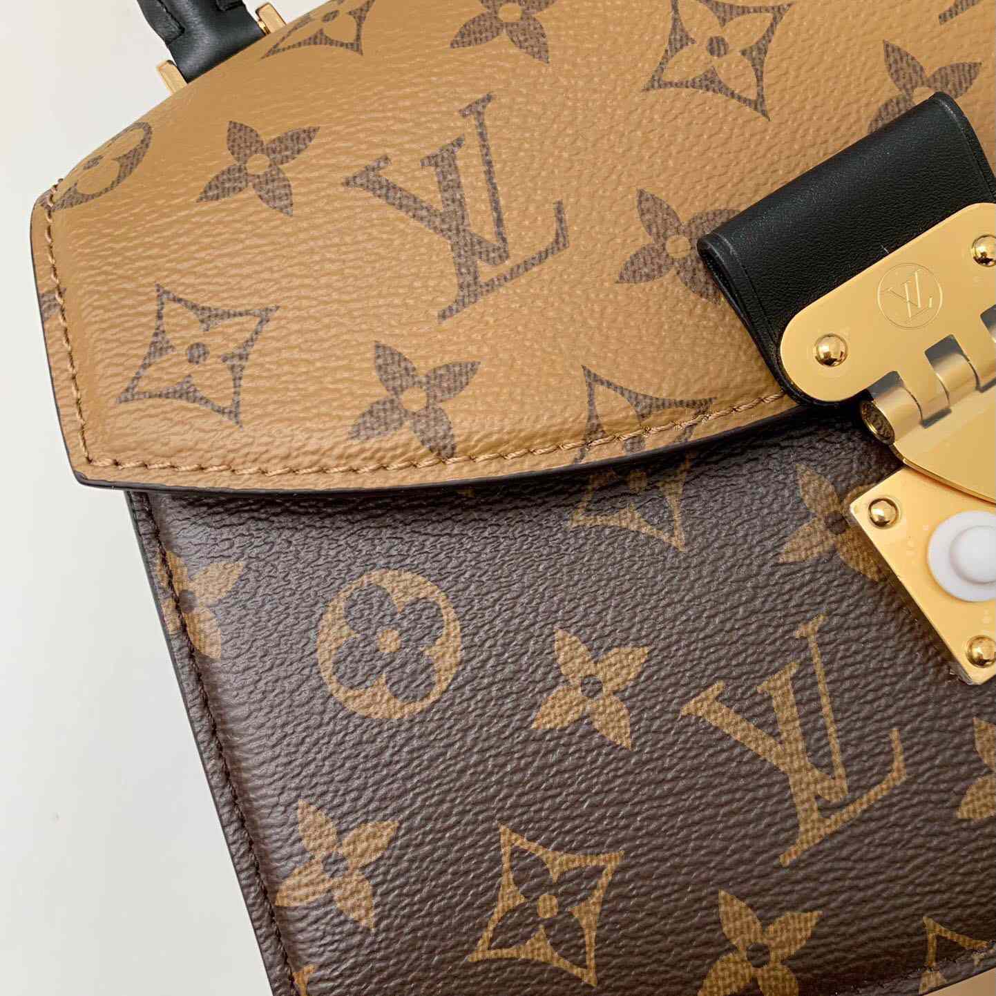 Louis Vuitton Tilsitt Handbag   M46548 - EUR FASHION