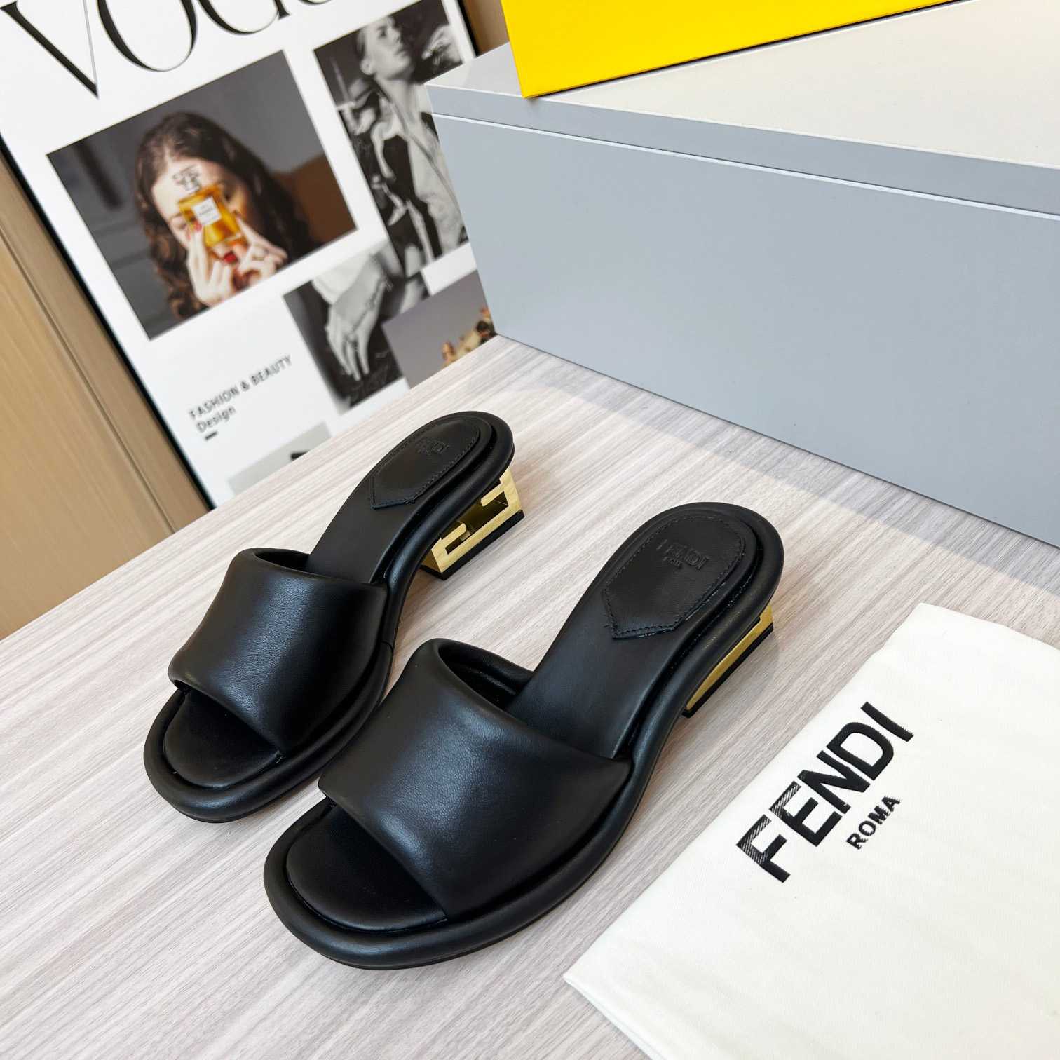 Fendi Baguette Black Nappa Leather Slides - EUR FASHION