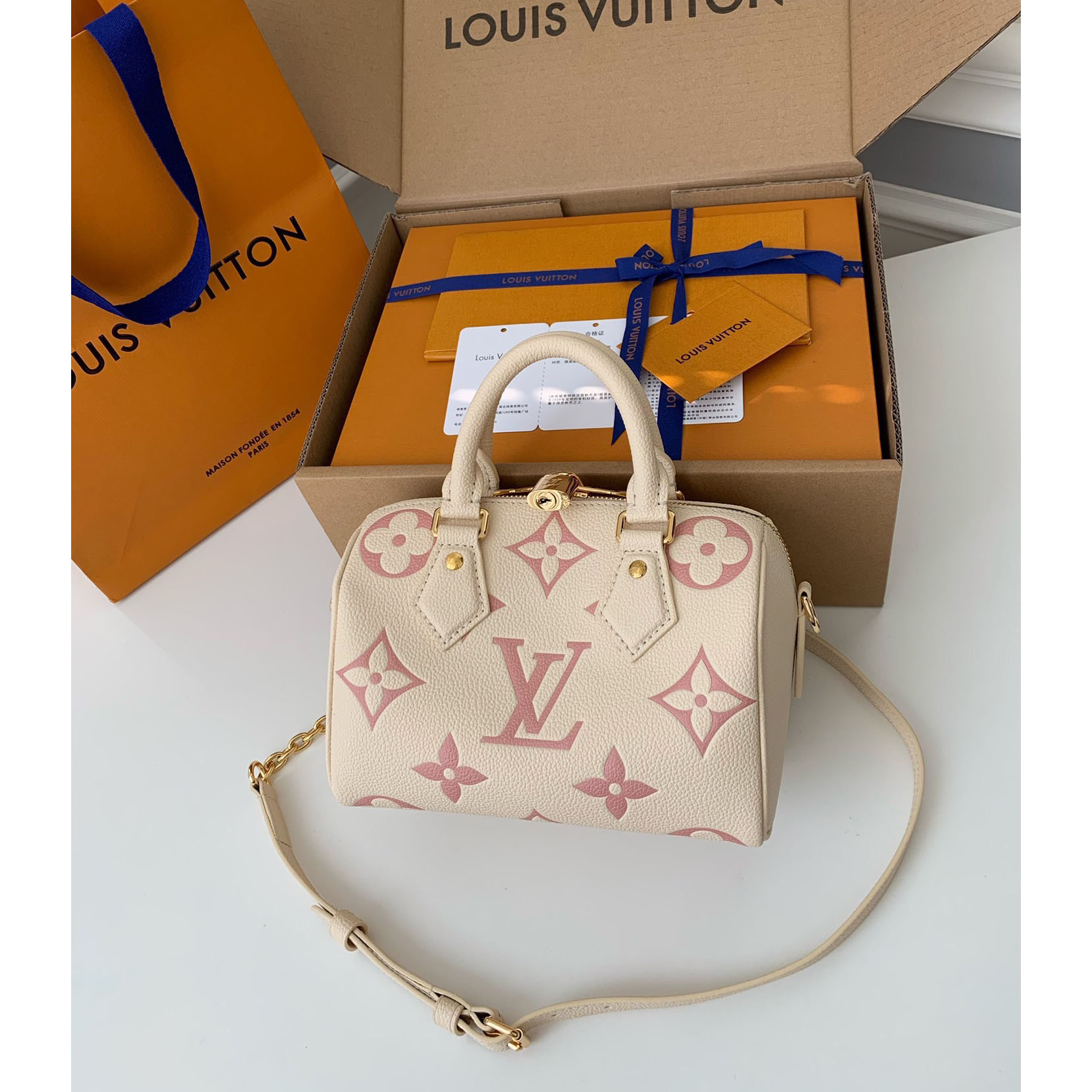 Louis Vuitton Speedy Bandouliere 20    M46397 - EUR FASHION