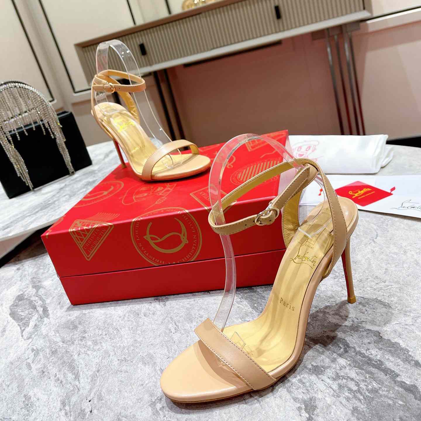 Christian Louboutin Loubi Queen Sandals - Nappa leather - Nude - EUR FASHION
