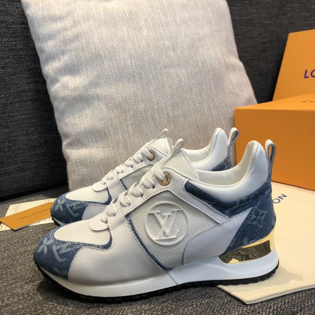 Louis Vuitton Run Away Sneaker   (upon uk size)   - EUR FASHION