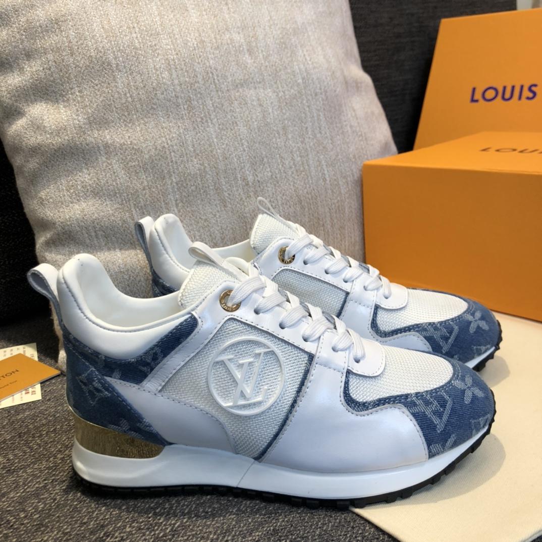 Louis Vuitton Run Away Sneaker   (upon uk size)   - EUR FASHION