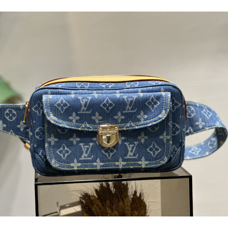 Louis Vuitton Blue Monogram Denim Bumbag   M95347 - EUR FASHION