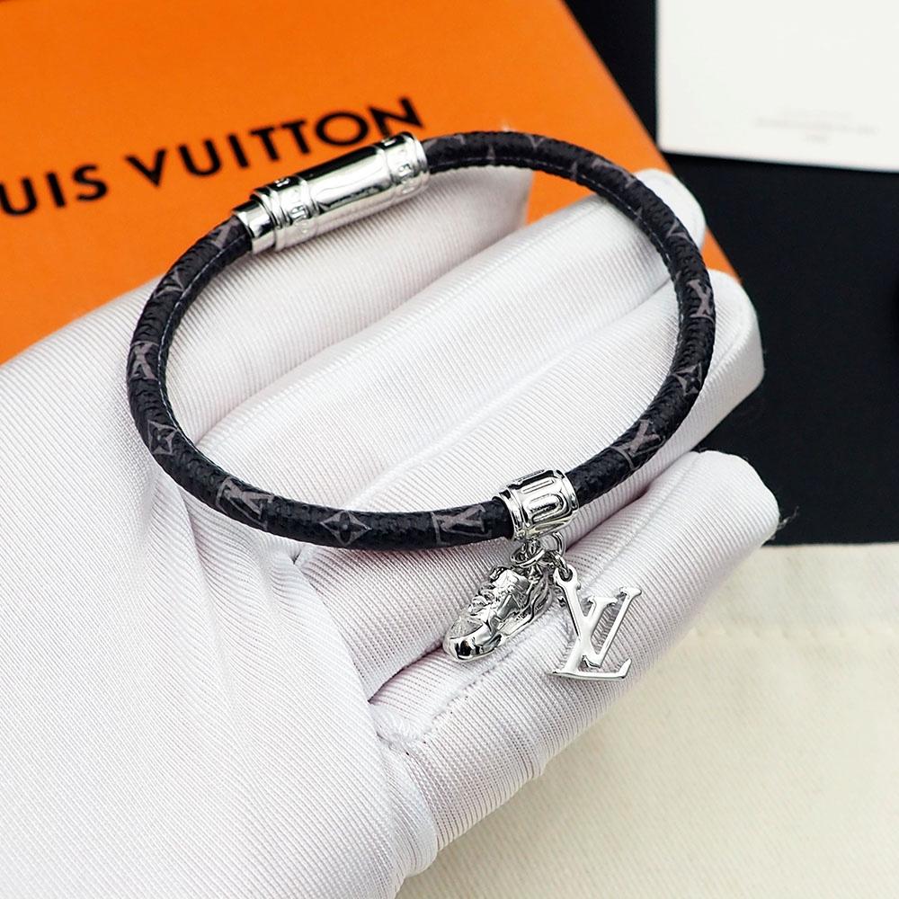 Louis Vuitto LV Icon Trainer Leather Bracelet   M8343 - EUR FASHION