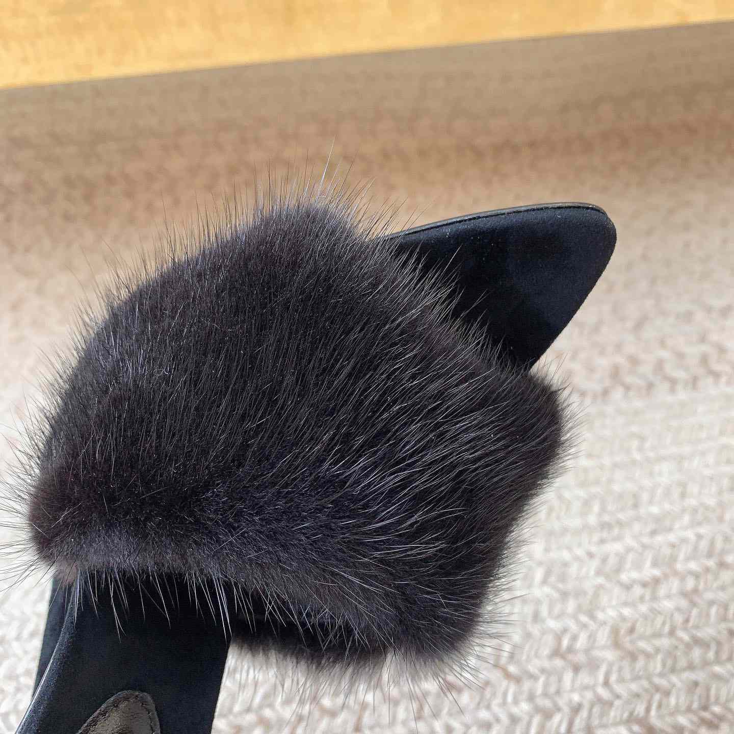 Saint Laurent LA 16 Mules In Animal-Free Fur And Suede  - EUR FASHION