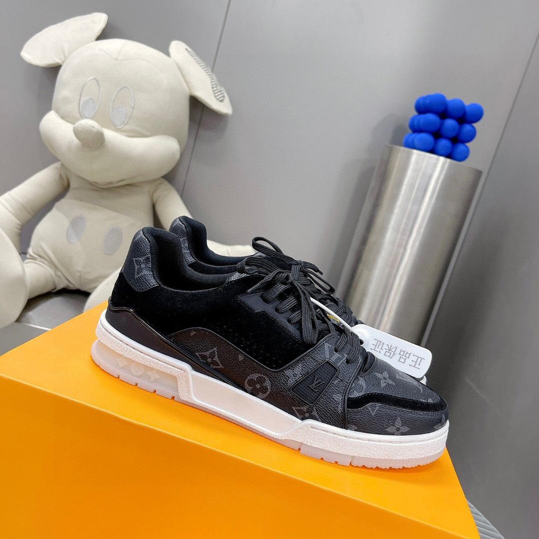 Louis Vuitton Trainer Sneaker(upon uk size) - EUR FASHION