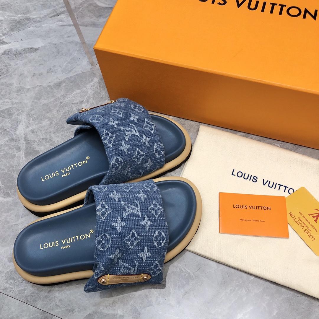 Louis Vuitton Pool Pillow Flat Comfort Mule     1ACJVH - EUR FASHION