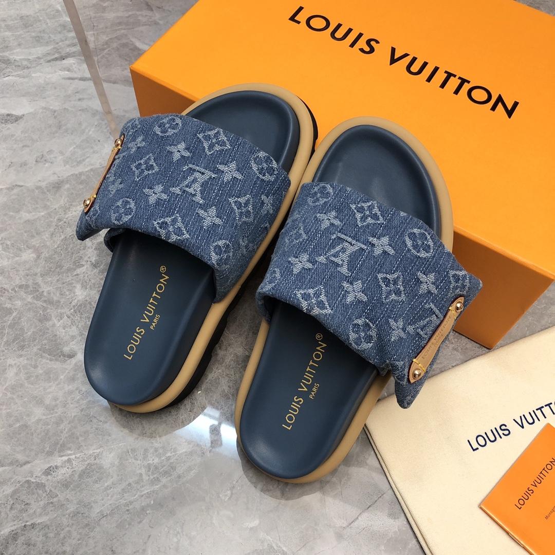 Louis Vuitton Pool Pillow Flat Comfort Mule     1ACJVH - EUR FASHION